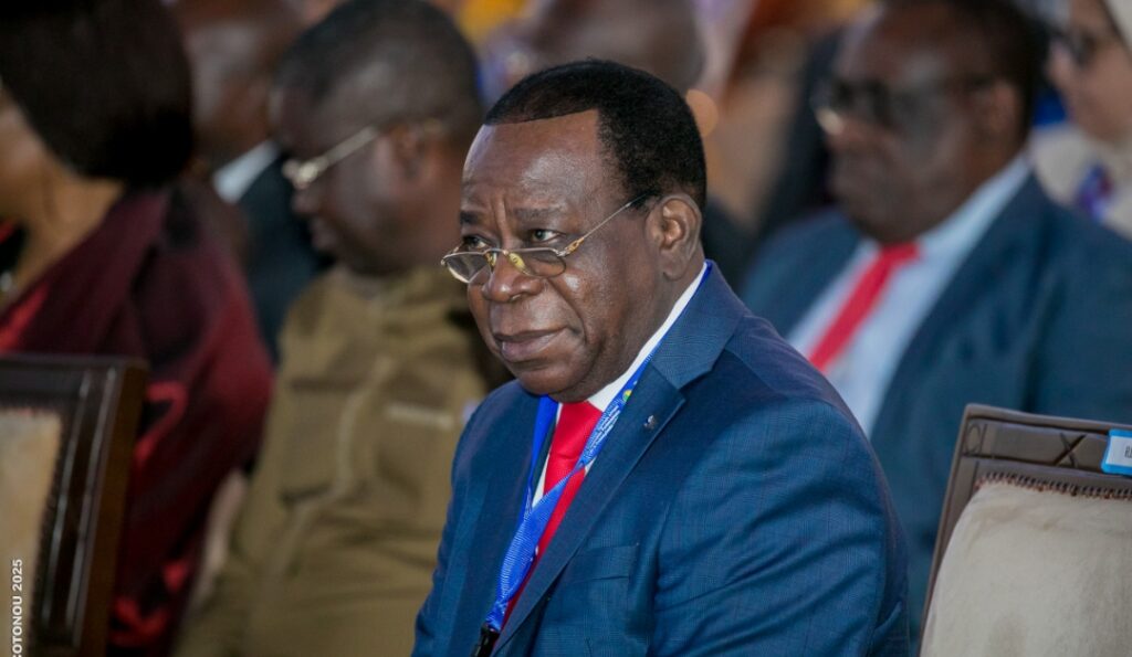 Screenshot_2025-06-02-21-11-31-998_com.miui.gallery-edit